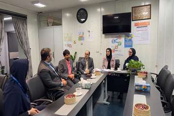 بازدید معاون درمان دانشگاه علوم پزشکی گیلان و تیم همراه از بیمارستان شهید بهشتی بندر انزلی