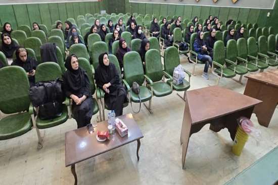 کارگاه آموزشی پیشگیری از انتقال ویروس HIV از مادر به کودک 